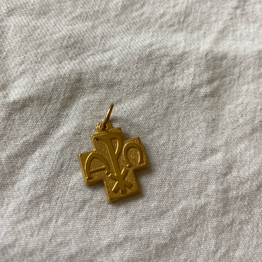 Gold toned Cross Pendant